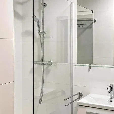 Apartmán 1 Bedroom Beautiful Apartment In Mielno Mielno (Koszalin)